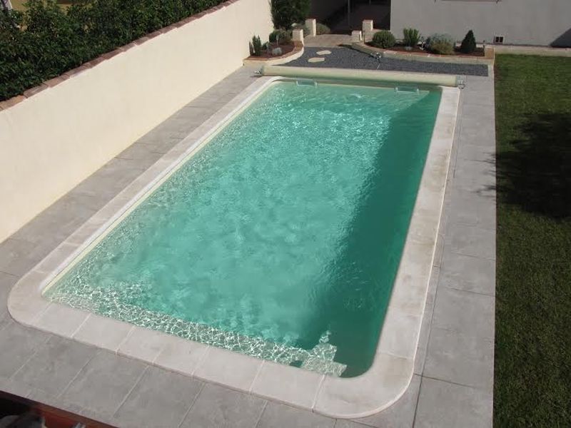 Modèle de piscine coque 7X3 sur Arles dans le 13