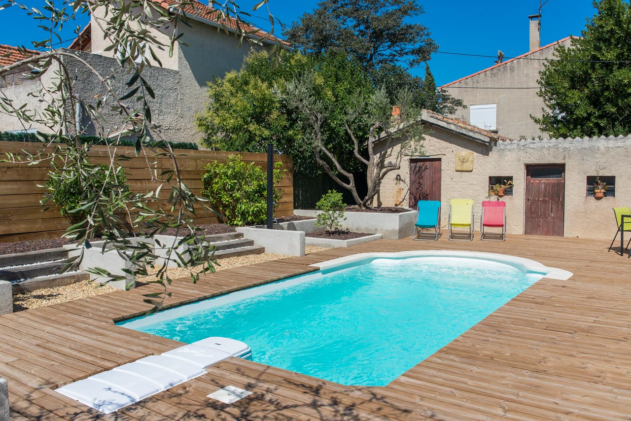 Acheter une piscine coque polyester a AVIGNON