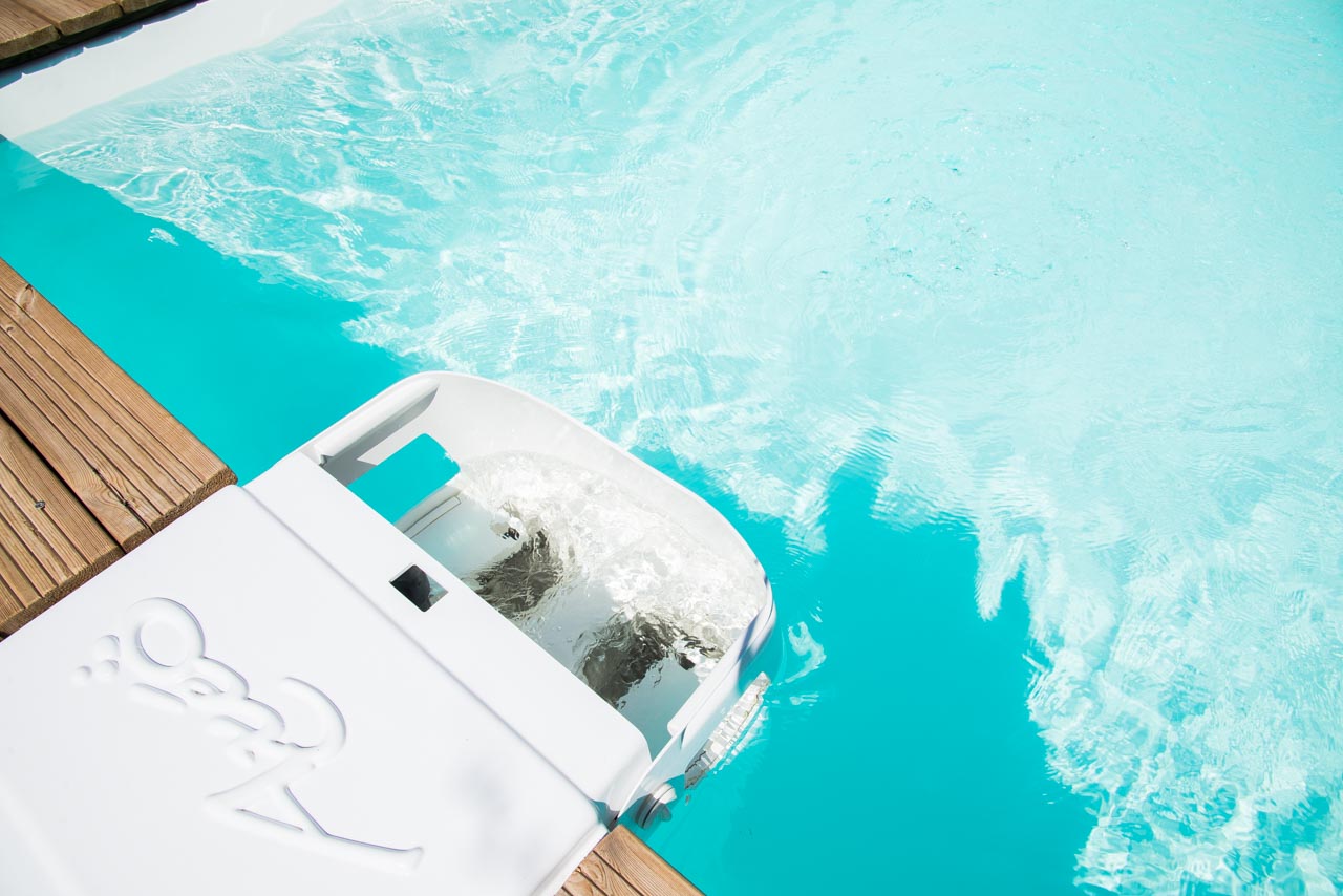 Acheter une piscine coque polyester pas CHERE A la CIOTAT