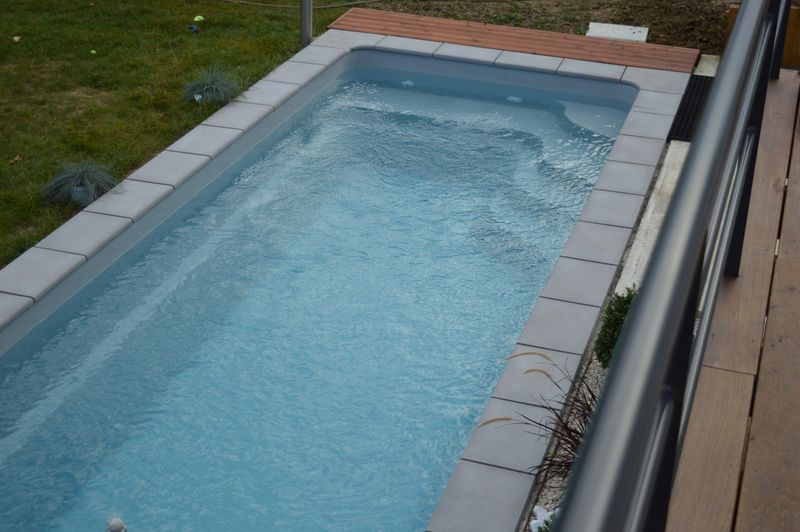 Couloir de nage coque polyester de 10 m vente et pose sur Manosque
