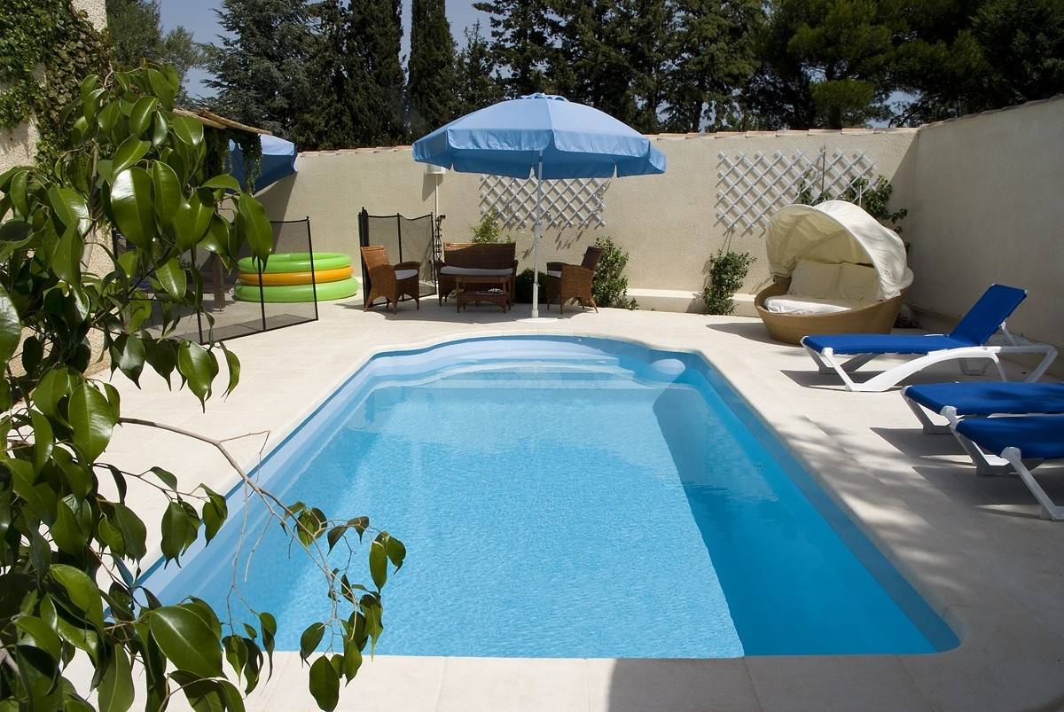 ACHETER UNE PISCINE COQUE PAS CHERE A INSTALLER SOIS MEME A LYON